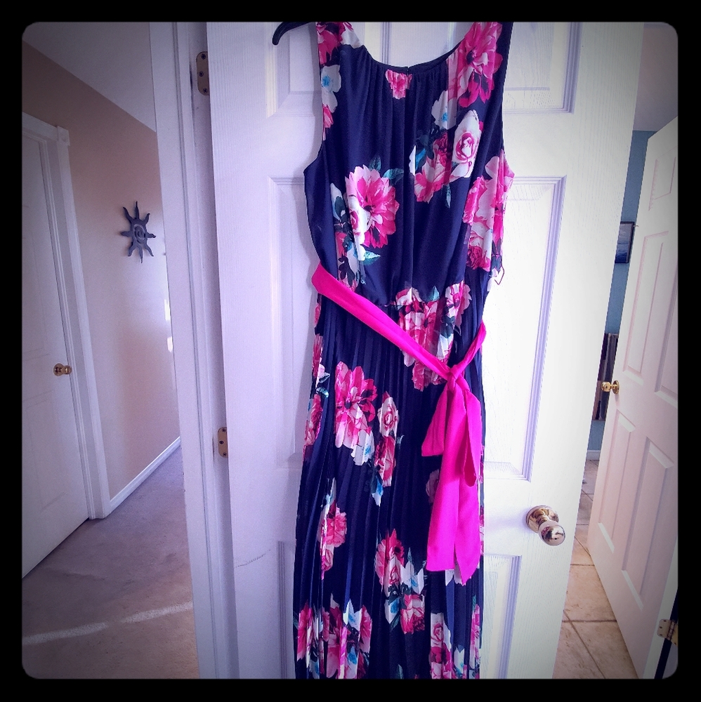 Jessica Howard Dress